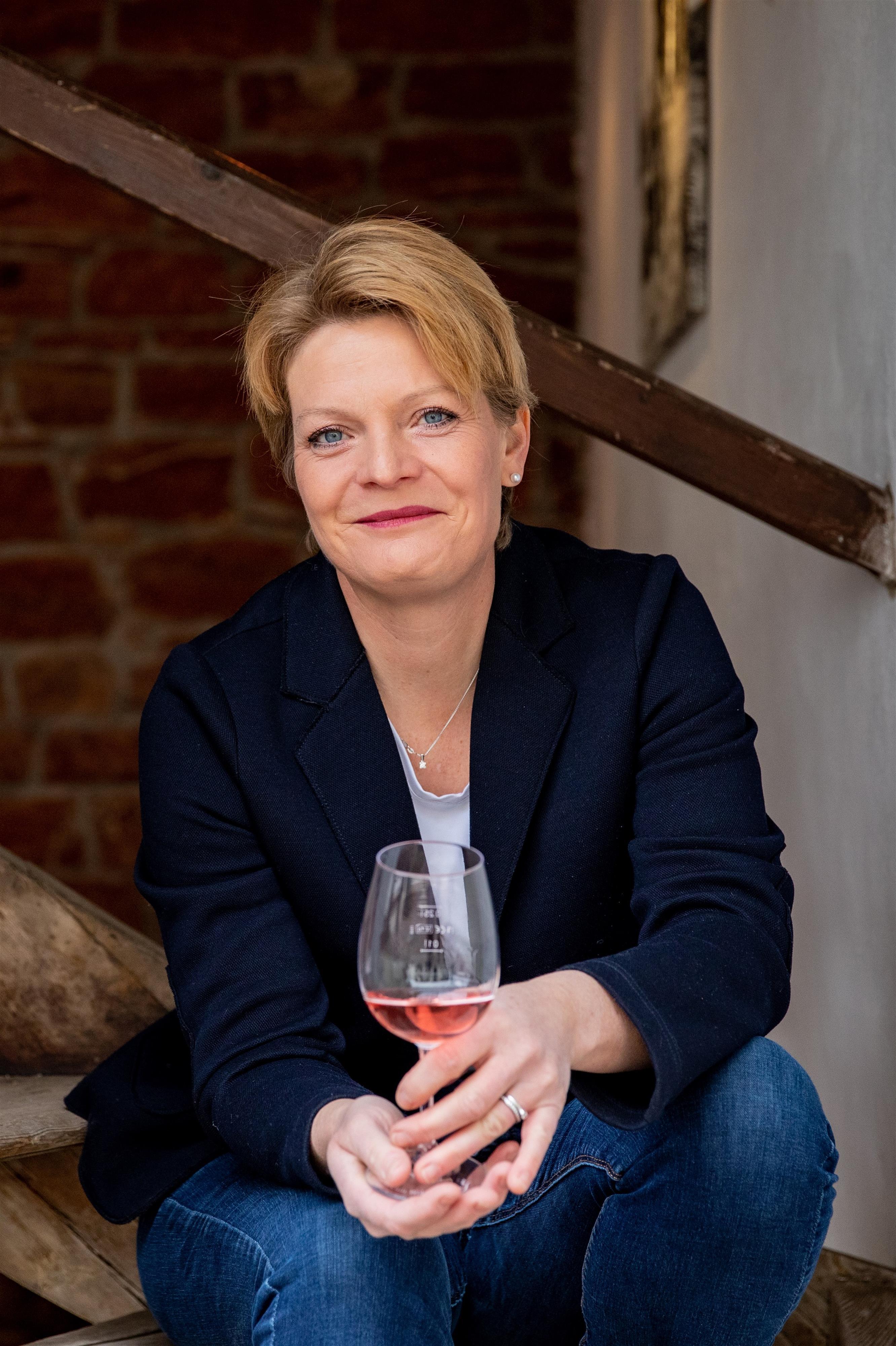 Weingut und Fein-Brennerei Esther Grün | Deutsche Weinstraße