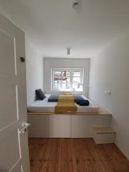 Schlafzimmer 4