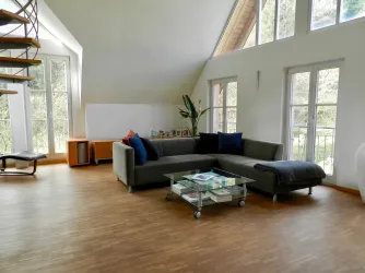 Wohnzimmer mit Sitzecke (© Ulrich Zimmermann)