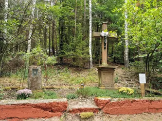 Gedenkreuz auf der Hordt - RW 10 - Weidenthal