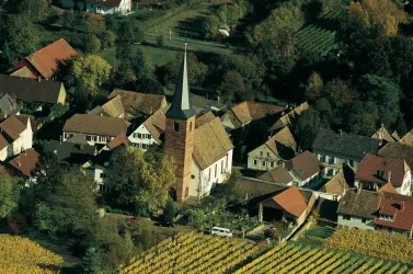Kirche Forst 1