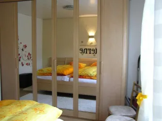 großes Schlafzimmer