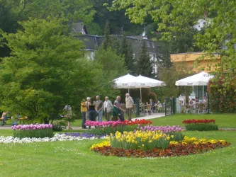 Kurpark im Frühling (© Helga Fuhrmann)