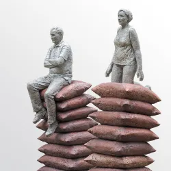 Birgit Feil "Götz und Gisela: Kissenstapler"