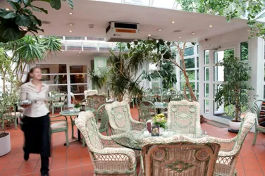 Goldinger_Wintergarten_deskline (© Goldinger)