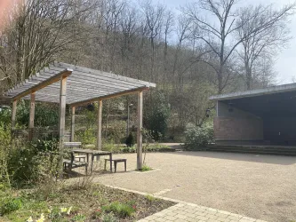 Pergola und Konzertmuschel (© Verein SÜW Annweiler e.V.)