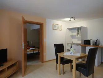 Zusätzlicher Wohnraum mit kleiner Frühstücksküche