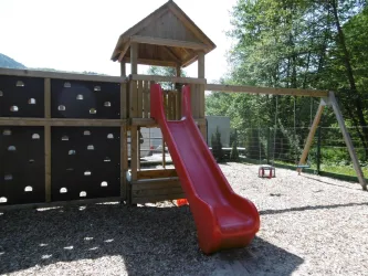 Spielplatz Annweiler-Sarnstall 3 (© Verein SÜW Annweiler e.V.)
