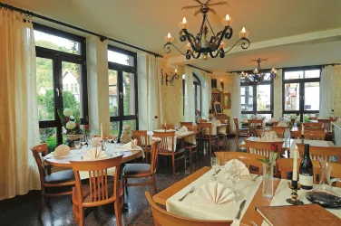 Restaurant innen (© Francesco Mirabile)