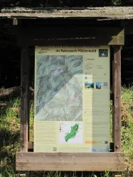 Wandertafel Forsthaus Annweiler (© Verein SÜW Annweiler e.V.)