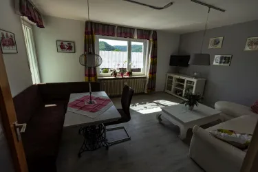 Wohnraum4 (© Ferienwohnung am Klingelberg)
