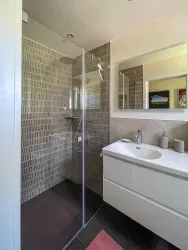 Bad: Dusche