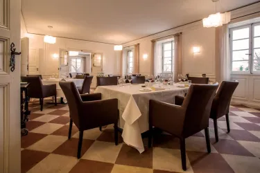 Gourmet Restaurant