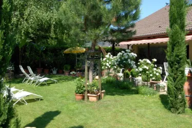 Garten, Bild 2 (© Inge Oesterle)