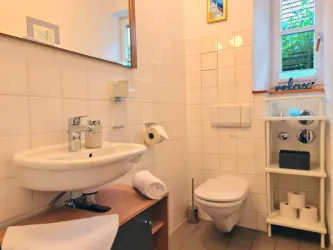 separates Gäste WC