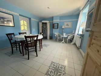 Blaues-Zimmer als eigenes Speisezimmer
