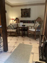 Gartenzimmer Sitzecke mit TV