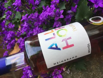 Wein Weingut Heussler (© Weingut Heussler)