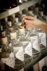 Gin Weingut Destillerie Heussler (© Weingut Heussler)
