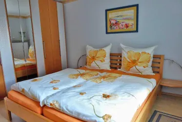 Schlafzimmer (© Gästehaus Bielfeldt)