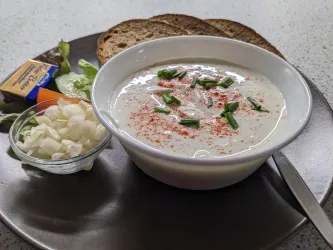 Weißer Käse (© Rietania Hütte)