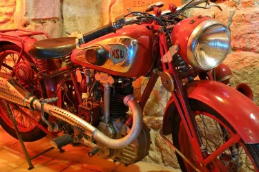 NSU anno 1939, ehem. Weinstube Zum Schuhmacher
