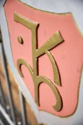 Wappen (© Weingut Stefan Meyer)