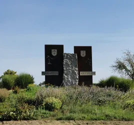 Cortenstahl (© Touristinformation Maikammer) Cortenstahl (© Touristinformation Maikammer)