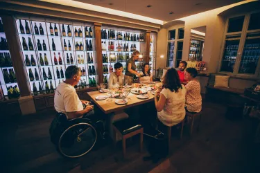 Barrierefrei in der Weinkammer (© JackSenn)