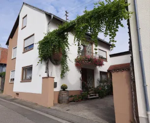 Haus (Weingut) (© Volker Schwaab)