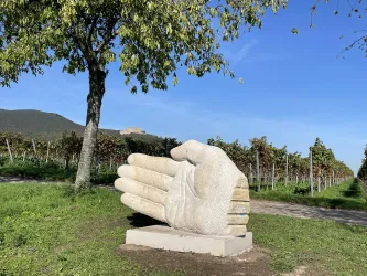 Hand (© Büro für Tourismus Maikammer)