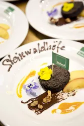Restaurant Burghof Stauf (© Burghof Stauf)