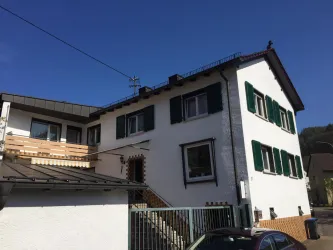 Hausansicht 2 (© Petra Weißgerber-Bolz)