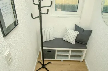Flur mit Garderobe