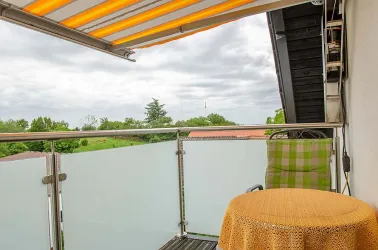 Weiter Blick vom Balkon - Ferienwohnung im DG (© Haus Storck - Ferienwohnungen in Gimmeldingen)