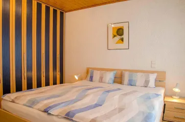 Schlafzimmer - Ferienwohnung im EG (© Haus Storck - Ferienwohnungen in Gimmeldingen)