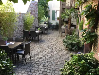 Rebstöckel Gästehaus & Vinothek Hof