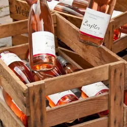 Beispiel Wein ©Weingut Baßler