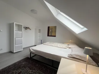 Schlafzimmer vorne