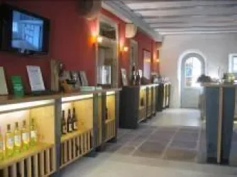 Weinverkauf (© Weingut Naegele)