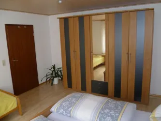 Schlafzimmer 2.Teil
