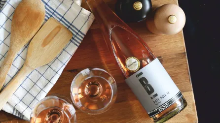 Buchert_rose_holz (© Stefanie Buchert)