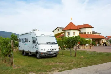 Reisemobilstellplatz (© Weingut Schäfer)