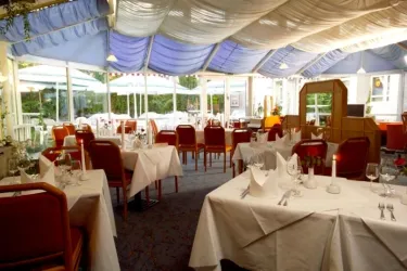 Restaurant & Wintergarten