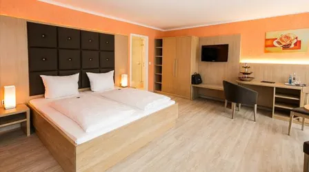 Doppelzimmer_Komfort_Panorama_Hotel_Neustadt 2019