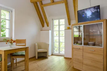 Apartment Idig - renoviert, nur Vollholzmöbel