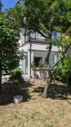 Haus - Gartenansicht