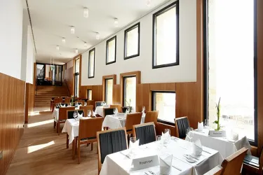 Restaurantbereich2 (© behrendt_und_rausch)