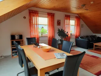 Wohn-Esszimmer