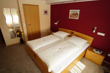 Zubuchbares Ferienzimmer im Wohnhaus